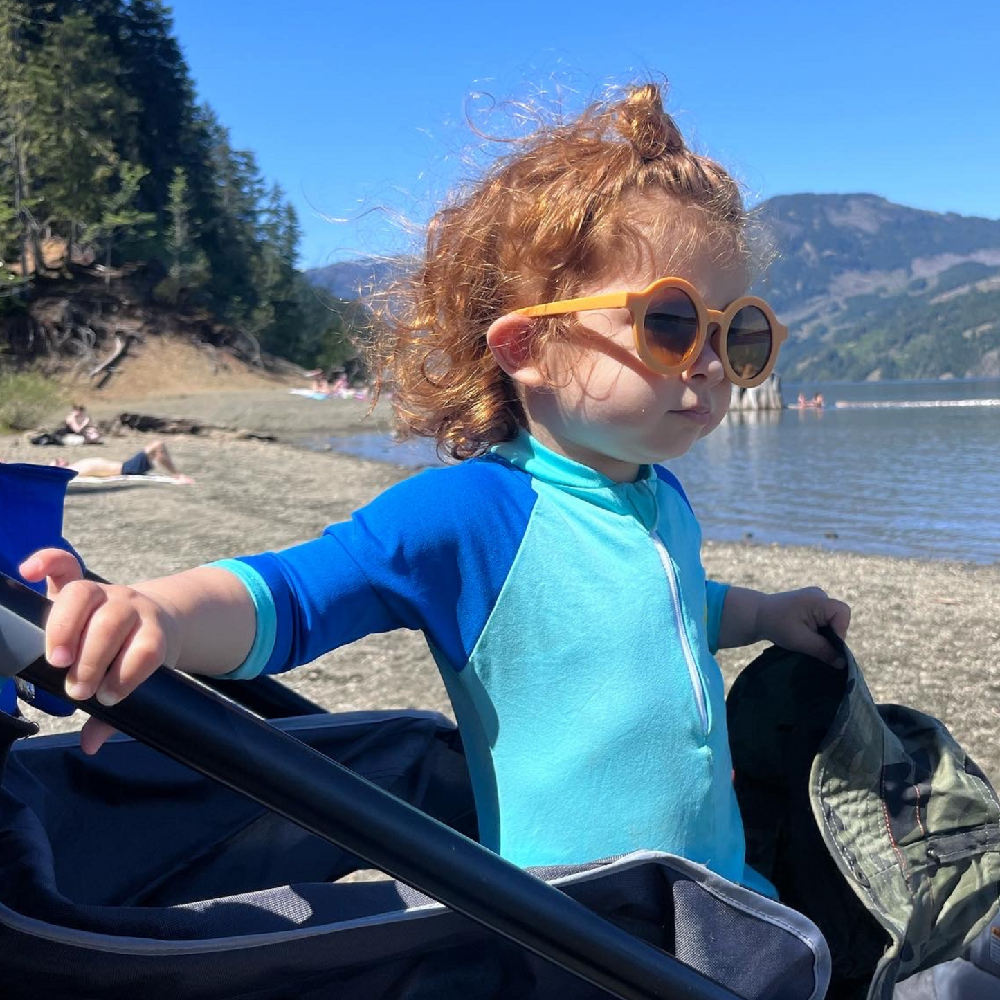 SUMMER BLOWOUT- Retro Sunnies